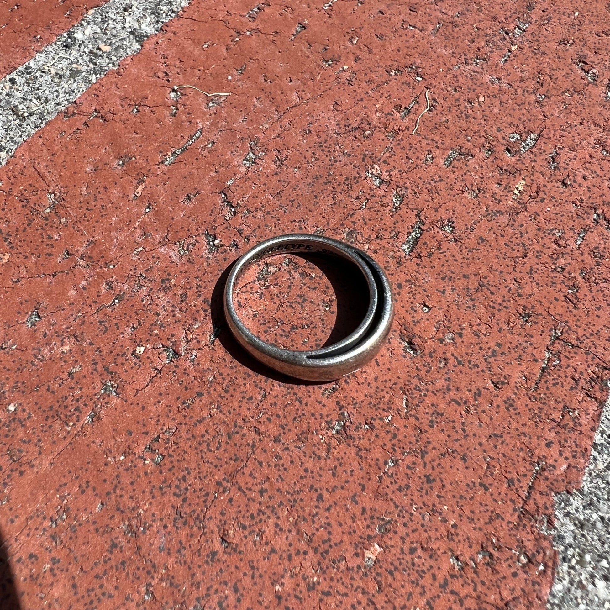 .925 CRESCENT RING - angeltype