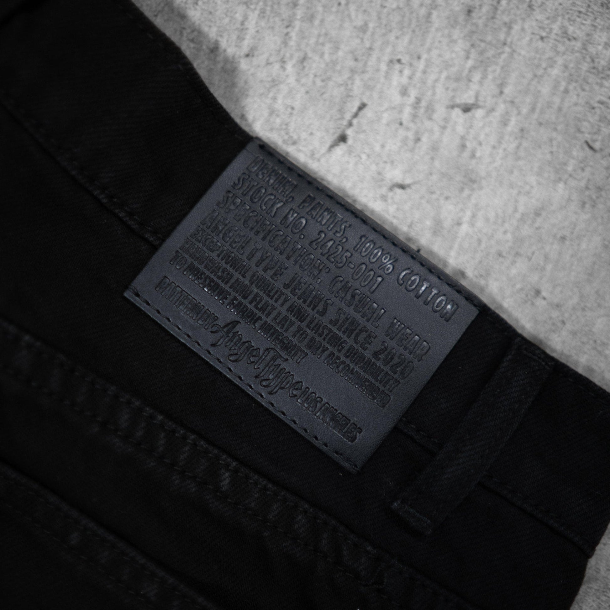 BAGGY PLEATED JEANS - angeltype