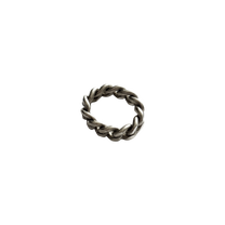 Chainlink Ring – Sample