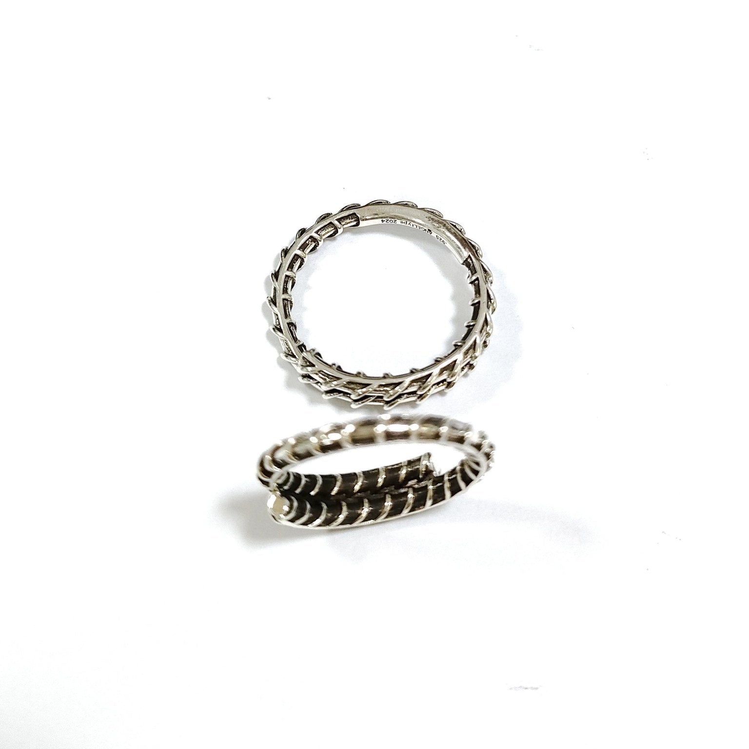 ANGELtype Rebar Ring top view – Oxidized Sterling Silver Rebar Motif Ring