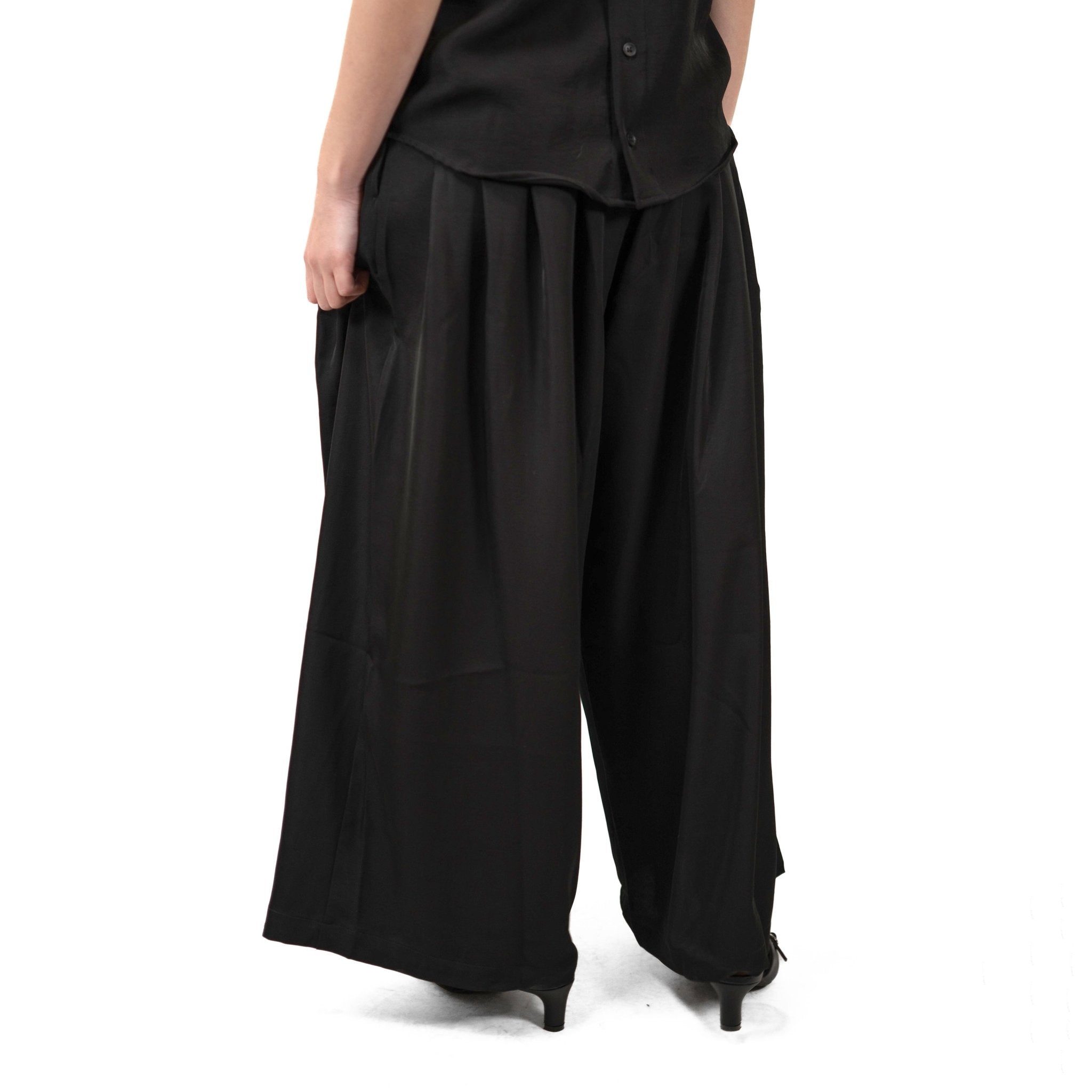 12/28まで FREY SATIN WATER PANTS Black M 黒